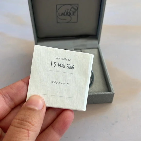 Lalique crystal Pendant - Picture 2 of 2